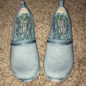 NEW: Women’s Sketchers with Memory Foam